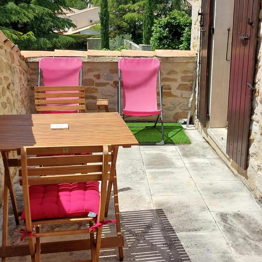 La Maison Wisteria Saint-Pantaléon-les-Vignes Exterior foto